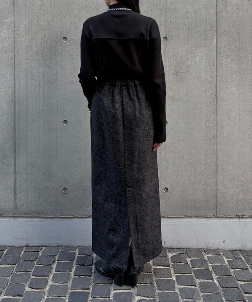 &g'aime(アンジェム)の「【&g'aime 】花柄タイトスカート Floral Tight Skirt(スカート・レディース・グレー/ブラック・FREE)」の16枚目の写真