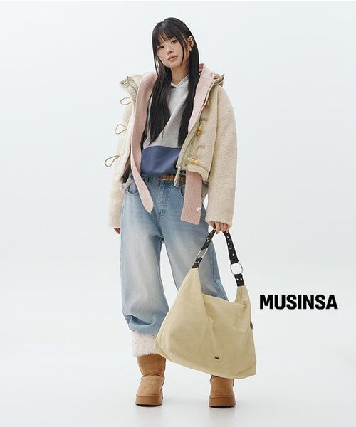 AMESWORLDWIDE（アメスワールドワイド）の「OVERFIT STITCH DENIM PANTS LIGHT BLUE（デニムパンツ・レディース・その他・SMALL/MEDIUM/LARGE）」の14枚目の写真