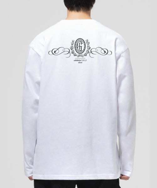 GRANFINNY(グランフィニ)の「クラシックロゴレギュラーロングスリーブ-ホワイト(Tシャツ/カットソー・レディース・ホワイト・LARGE/X-LARGE/MEDIUM)」の4枚目の写真