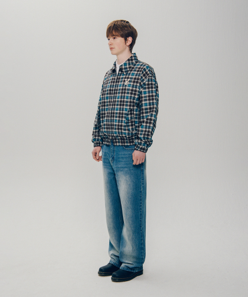 YALE(イェール)の「ストレートデニムパンツ_ブルー(デニムパンツ・レディース・その他・SMALL/MEDIUM/LARGE/X-LARGE)」の13枚目の写真