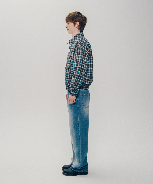 YALE(イェール)の「ストレートデニムパンツ_ブルー(デニムパンツ・レディース・その他・SMALL/MEDIUM/LARGE/X-LARGE)」の14枚目の写真