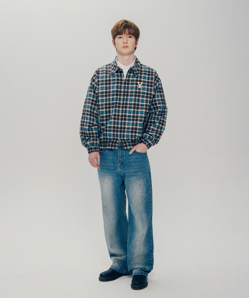 YALE(イェール)の「ストレートデニムパンツ_ブルー(デニムパンツ・レディース・その他・SMALL/MEDIUM/LARGE/X-LARGE)」の15枚目の写真