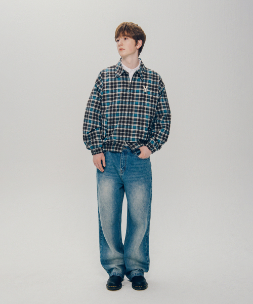 YALE(イェール)の「ストレートデニムパンツ_ブルー(デニムパンツ・レディース・その他・SMALL/MEDIUM/LARGE/X-LARGE)」の17枚目の写真