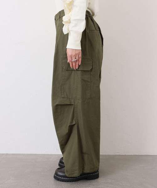 JOURNAL STANDARD LUXE(ジャーナルスタンダード ラックス)の「リップストップ カーゴパンツ(カーゴパンツ・レディース・カーキ/ブラック・MEDIUM/SMALL)」の15枚目の写真