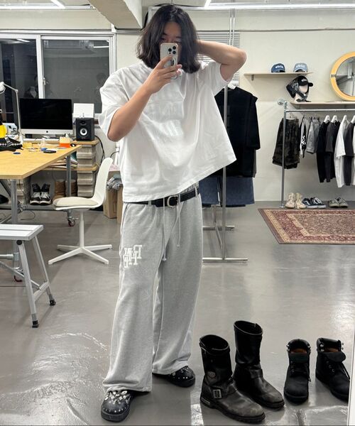 HIDDEN BEHIND(ヒドゥンビハインド)の「HDDNロゴスウェットパンツ(スウェットパンツ・メンズ・その他・MEDIUM)」の14枚目の写真