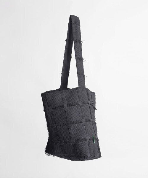 GREEN STUFF（グリーンスタッフ）の「シンプルなショッパーバッグ62エスニックフリンジ - ブラック（ショルダーバッグ・レディース・その他・FREE）」の2枚目の写真