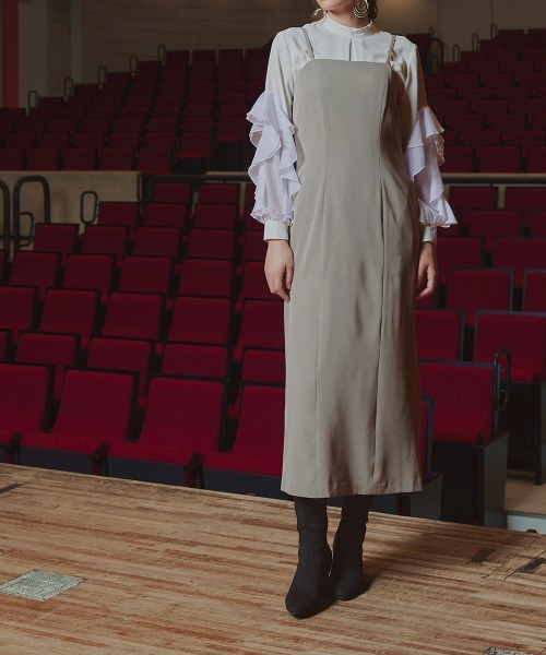 Callarus（カラルス）の「<単品>ラッフルデザイン袖ブラウス〔Callarus〕（シャツ/ブラウス・レディース・ブラック/オフホワイト・S/M/L/LL/3L）」の6枚目の写真