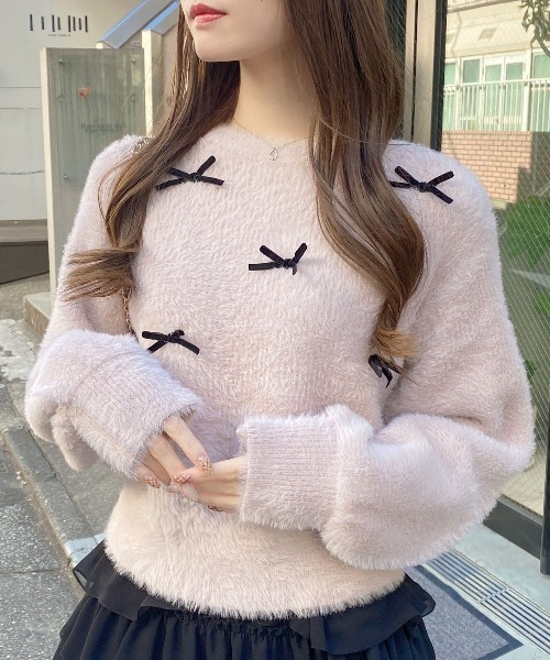 INGNI(イング)の「ベロアリボン付フェザーニット(ニット/セーター・レディース・チャコールグレー×ブラック/ホワイト×ブラック/ピンク系7・M)」の20枚目の写真