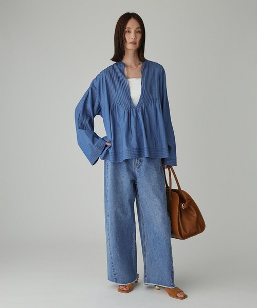 BABYLONE(バビロン)の「ピンタックデニムシャツ(シャツ/ブラウス・レディース・ダークブルー/ブルー・フリー)」の19枚目の写真