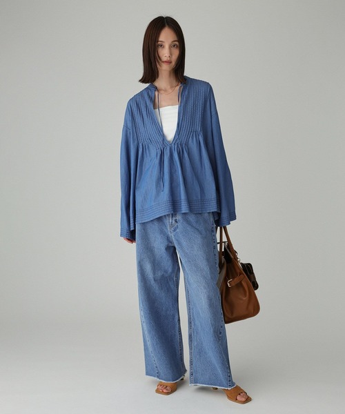 BABYLONE(バビロン)の「ピンタックデニムシャツ(シャツ/ブラウス・レディース・ダークブルー/ブルー・フリー)」の20枚目の写真