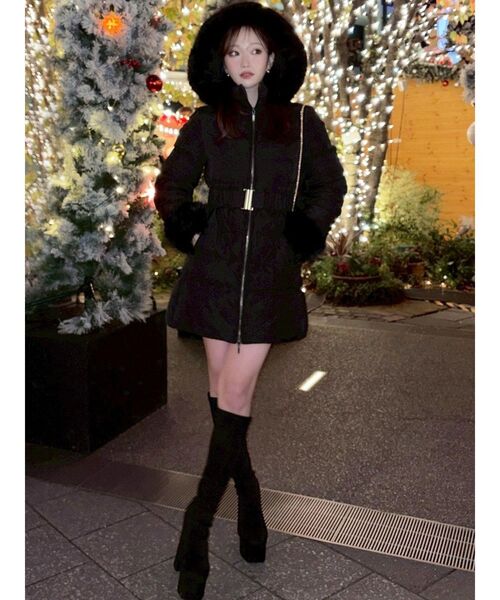 RESEXXY(リゼクシー)の「【追加生産分】フード付きダウンコート(その他アウター・レディース・ブラック/ホワイト・MEDIUM/SMALL)」の14枚目の写真