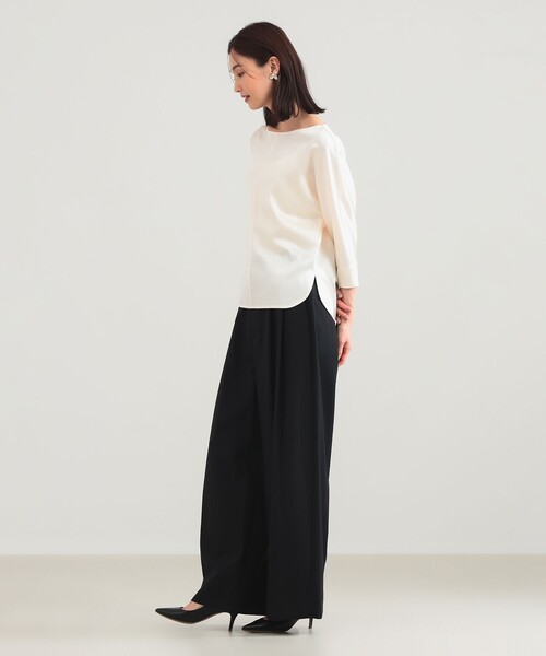 Demi-Luxe BEAMS(デミルクス ビームス)の「トリアセ ポリエステル フラットサテン ブラウス/オフィスカジュアル・セレモニー(シャツ/ブラウス・レディース・ホワイト/ネイビー・ONE SIZE)」の5枚目の写真