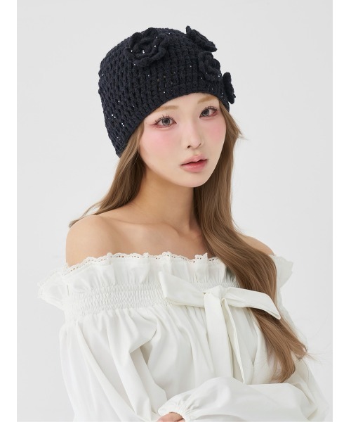 Darich（ダーリッチ）の「ローズモチーフクロシェビーニー（ニット