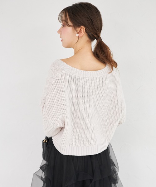 tocco closet(トッコ クローゼット)の「リボン付きハートケーブル編みニットカーディガン(カーディガン/ボレロ・レディース・オフホワイト/グレイッシュベージュ・M)」の13枚目の写真