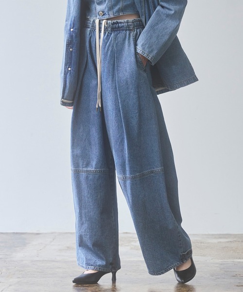 SOMETHING(サムシング)の「【GISELe 4月号掲載】atelier SOMETHING DRAWSTRING BALLOON WIDE/ウエストゴムバルーンワイドパンツ(デニムパンツ・レディース・インディゴブルー/ライトインディゴブルー・SMALL/MEDIUM)」の13枚目の写真
