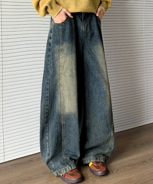 CELENA BEATS（セレナビーツ）の「ヴィンテージ ライク バック ピーキング ワイド デニム（デニムパンツ・メンズ・ライトブルー/ブルー・L/M）」の17枚目の写真