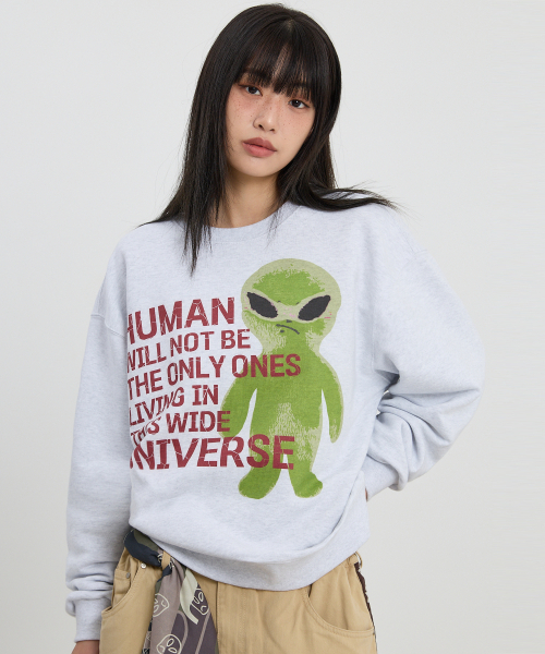 HOODHOOD(フッドフッド)の「エイリアンスローガンマンツーマンメランジホワイト(スウェット・レディース・その他・1/2)」の3枚目の写真