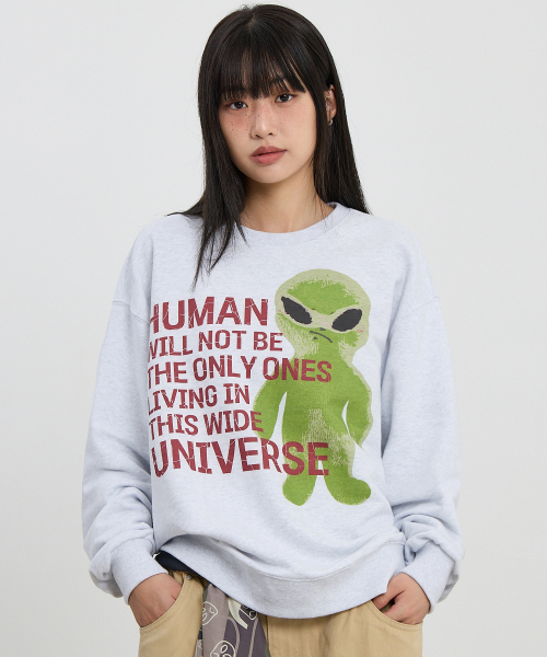 HOODHOOD(フッドフッド)の「エイリアンスローガンマンツーマンメランジホワイト(スウェット・レディース・その他・1/2)」の4枚目の写真