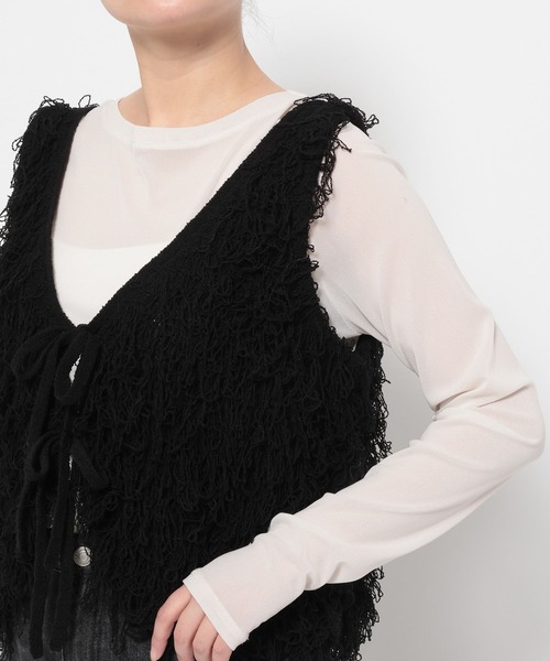 LOWRYS FARM(ローリーズファーム)の「2WAYフリンジベスト 644658(ベスト・レディース・グレー/ブラック/アイボリー・FREE)」の9枚目の写真