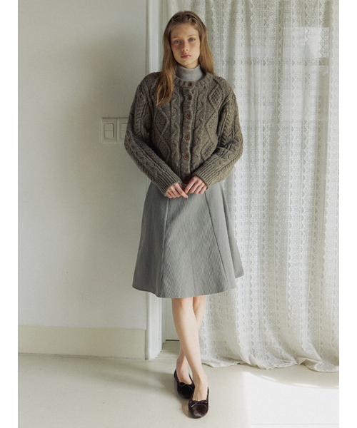 KINDABABY(カインダベイビー)の「basic flare midi skirt - asy greige(スカート・レディース・その他・S/M)」の4枚目の写真