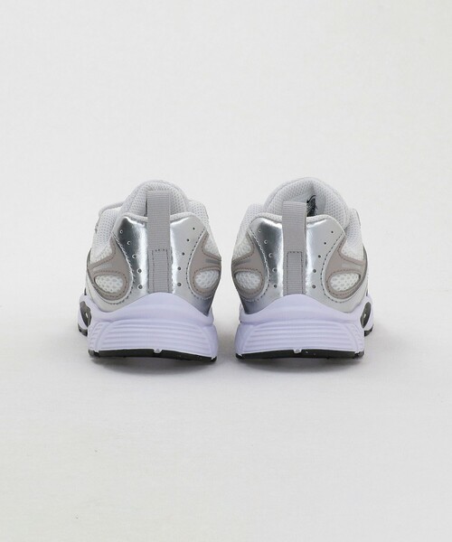 NIKE(ナイキ)の「<NIKE>ナイキ V5 RNR スニーカー / キッズ 17cm-22cm(スニーカー・キッズ・ホワイト・19cm/21cm/22cm/18cm/17cm/20cm)」の5枚目の写真