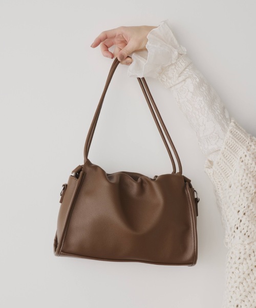 Libra Cue（リブラ キュー）の「マルチウェイショルダーバッグ（ショルダーバッグ・レディース・アイボリー/ブラック/ブラウン/ダークブラウン・FREE）」の4枚目の写真