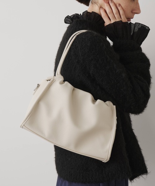 Libra Cue（リブラ キュー）の「マルチウェイショルダーバッグ（ショルダーバッグ・レディース・アイボリー/ブラック/ブラウン/ダークブラウン・FREE）」の10枚目の写真