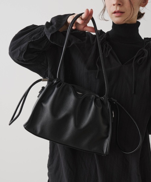 Libra Cue（リブラ キュー）の「マルチウェイショルダーバッグ（ショルダーバッグ・レディース・アイボリー/ブラック/ブラウン/ダークブラウン・FREE）」の13枚目の写真