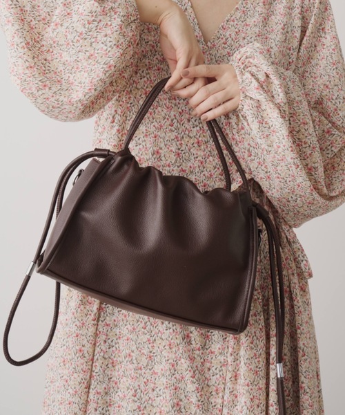 Libra Cue（リブラ キュー）の「マルチウェイショルダーバッグ（ショルダーバッグ・レディース・アイボリー/ブラック/ブラウン/ダークブラウン・FREE）」の22枚目の写真