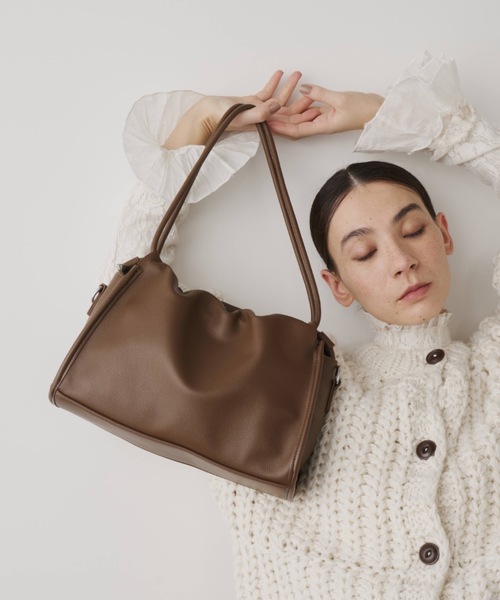 Libra Cue（リブラ キュー）の「マルチウェイショルダーバッグ（ショルダーバッグ・レディース・アイボリー/ブラック/ブラウン/ダークブラウン・FREE）」の8枚目の写真