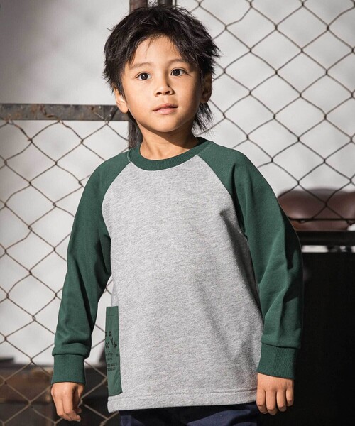 WASK（ワスク）の「バイカラーラグランロゴBIGトレーナー（スウェット・キッズ・オフホワイト/グレー・160cm/150cm）」の2枚目の写真