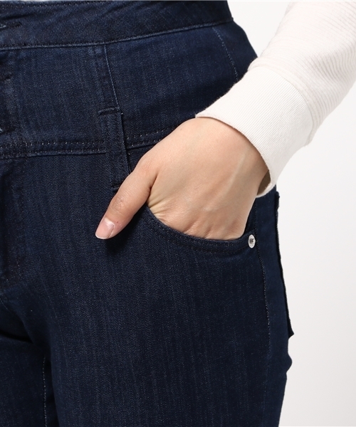 Heather(ヘザー)の「HEハイウエストスキニーFW3 709577(デニムパンツ・レディース・ワンウォッシュ/ブラック/ネイビー・MEDIUM/SMALL/X-SMALL)」の9枚目の写真