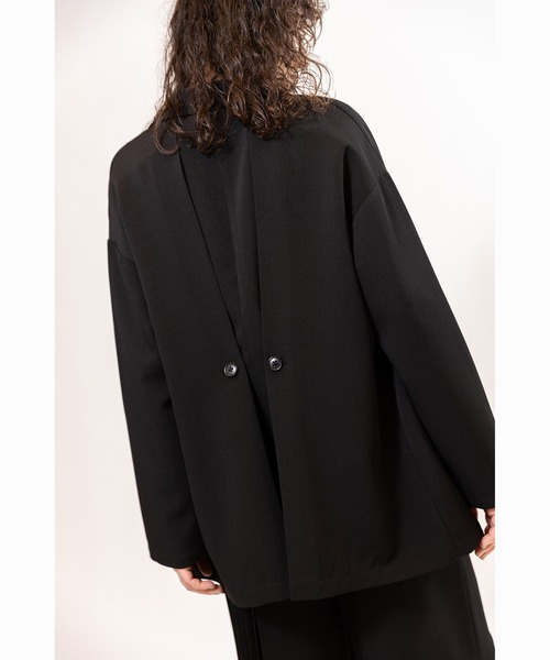 OSMOSIS(オズモーシス)の「バックタックジャケット(テーラードジャケット・レディース・ブラック/グレイッシュベージュ/ライトベージュ・ONE SIZE)」の21枚目の写真