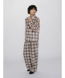 MIDIUMISOLID（ミディウミソリッド）の「MIDIUMISOLID Men’s シアーチェックテーパードパンツ（その他パンツ）」