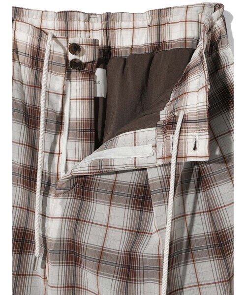 MIDIUMISOLID（ミディウミソリッド）の「MIDIUMISOLID Men’s シアーチェックテーパードパンツ（その他パンツ・メンズ・アイボリー・48）」の13枚目の写真