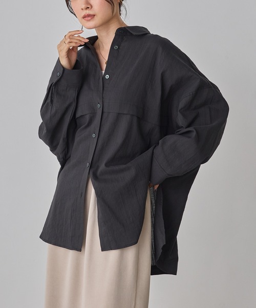 hunch(ハンチ)の「スラブ オーバーサイズシャツ(シャツ/ブラウス・レディース・チャコール/オフホワイト/ライトイエロー・FREE)」の17枚目の写真