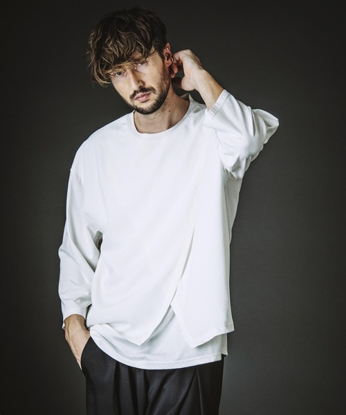 NO ID.（ノーアイディ）の「【NO ID.】Slit Layered 8-Sleeve Big T-shirt / スリット レイヤード 8分袖 ビッグ Tシャツ（Tシャツ/カットソー・メンズ・ブラック/グレー/ホワイト・ONE SIZE）」の9枚目の写真