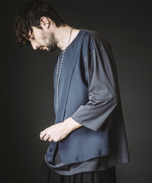 NO ID.（ノーアイディ）の「【NO ID.】Slit Layered 8-Sleeve Big T-shirt / スリット レイヤード 8分袖 ビッグ Tシャツ（Tシャツ/カットソー・メンズ・ブラック/グレー/ホワイト・ONE SIZE）」の16枚目の写真