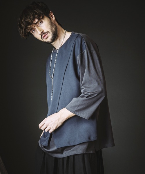 NO ID.（ノーアイディ）の「【NO ID.】Slit Layered 8-Sleeve Big T-shirt / スリット レイヤード 8分袖 ビッグ Tシャツ（Tシャツ/カットソー・メンズ・ブラック/グレー/ホワイト・ONE SIZE）」の17枚目の写真