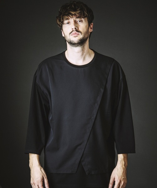 NO ID.（ノーアイディ）の「【NO ID.】Slit Layered 8-Sleeve Big T-shirt / スリット レイヤード 8分袖 ビッグ Tシャツ（Tシャツ/カットソー・メンズ・ブラック/グレー/ホワイト・ONE SIZE）」の6枚目の写真