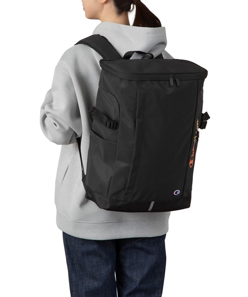 Champion(チャンピオン)の「チャンピオン リュックサック ボックス型 通学 68901(バックパック/リュック・メンズ・ブラック/オレンジ系その他/ブルー系その他・FREE)」の6枚目の写真
