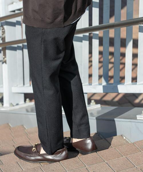 URBAN RESEARCH ROSSO MEN（アーバンリサーチロッソメン）の「『セットアップ対応』『速乾』　シリウステーパードイージースラックス（スラックス・メンズ・ネイビー/ブラック・X-LARGE/LARGE/MEDIUM）」の4枚目の写真