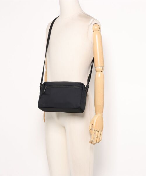 MACKINTOSH PHILOSOPHY（ﾏｯｷﾝﾄｯｼｭ ﾌｨﾛｿﾌｨｰ）の「ショルダーバッグ マッキントッシュ6W06  3L フロントポケット 19132（ショルダーバッグ・メンズ・ベージュ/ブラック/グレー・FREE）」の14枚目の写真