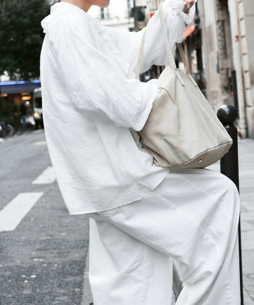 JOURNAL STANDARD LUXE（ジャーナルスタンダード　ラックス）の「80コットンローンフリルブラウス（シャツ/ブラウス・レディース・ホワイト/ブラック・FREE）」の17枚目の写真