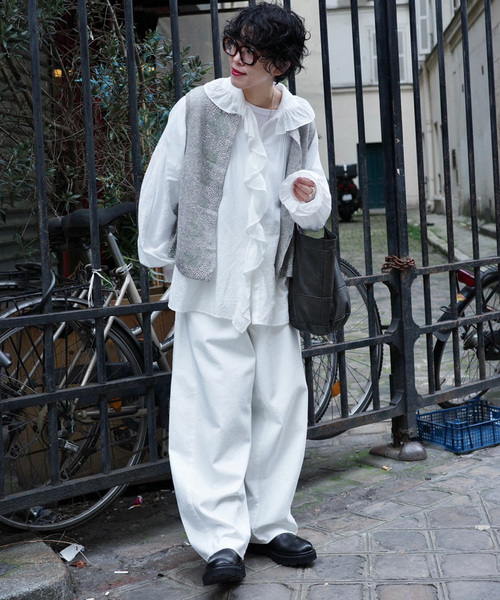 JOURNAL STANDARD LUXE（ジャーナルスタンダード　ラックス）の「80コットンローンフリルブラウス（シャツ/ブラウス・レディース・ホワイト/ブラック・FREE）」の18枚目の写真