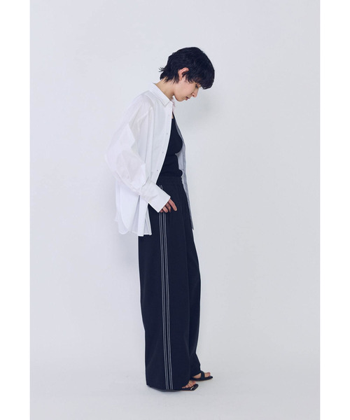 1er Arrondissement(プルミエアロンディスモン)の「ブザムシャツ(シャツ/ブラウス・レディース・グレー×サックスブルー/オフホワイト/ストライプ・38/36)」の9枚目の写真