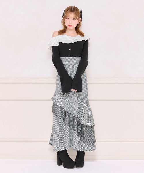 apres jour（アプレジュール）の「チョーカー付きフリルワンショルニット（ニット/セーター・レディース・ブラック/グレイッシュベージュ・フリー/X-LARGE）」の9枚目の写真
