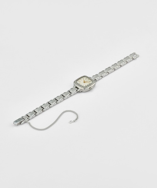 agete（アガット）の「スクエアフェイスシルバーウォッチ【AGETE49時計】（アナログ腕時計・レディース・シルバー系その他・FREE）」の5枚目の写真