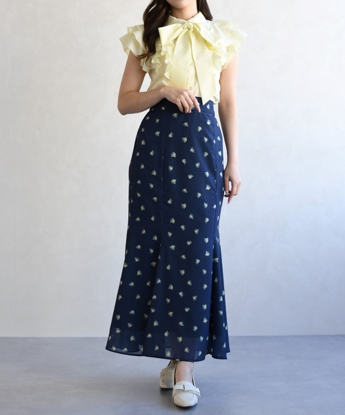 31 Sons de mode(トランテアン ソン ドゥ モード)の「2026春夏新作 ドット×フラワーマーメイドスカート(スカート・レディース・ネイビー/アイボリー/ライトブルー・M/S)」の8枚目の写真