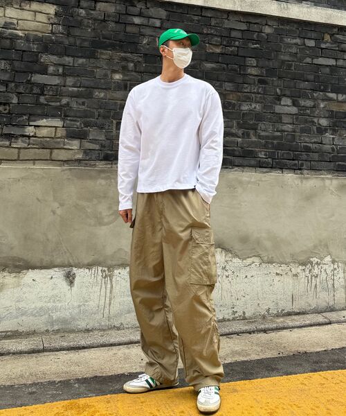 CACTUSDONUTMARKET（カクタスドーナツマーケット）の「Nylon Pin-tuck Cargo Pants - Beige（その他パンツ・メンズ・その他・MEDIUM/LARGE）」の12枚目の写真